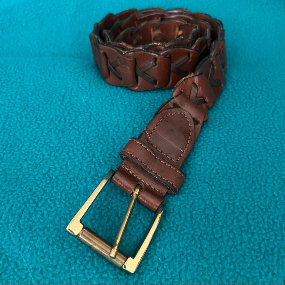 Women’s Brown Leather Link Belt with Darker Criss-Cross Design Sz S/M